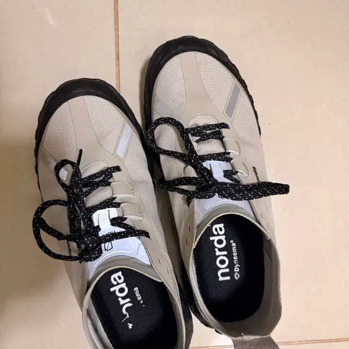 [SOLD OUT] 노다 Norda 001 신더 285