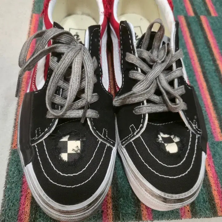 [BUNJANG] Vans Skate Low Reconstruct Black Red Sneakers / 반스 스케이트 로우 리컨스트럭트 블랙 레드 280