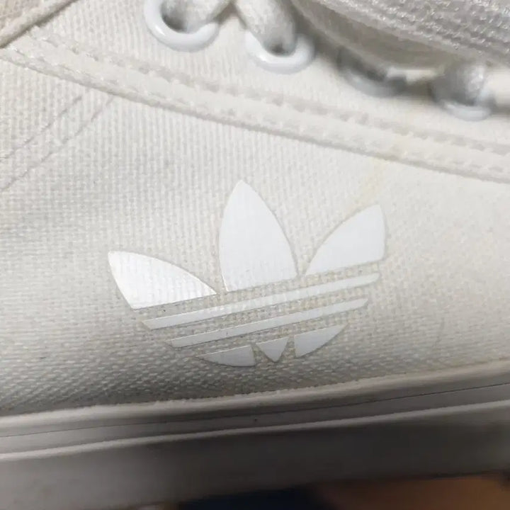 [BUNJANG] Adidas Nizza Trefoil Canvas Sneakers / 아디다스 니짜 트레포일 캔버스 스니커즈 (270) FW5184