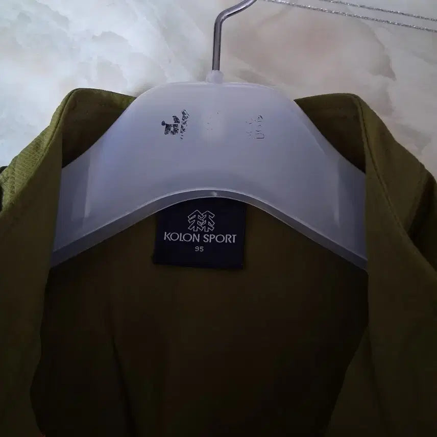 [BUNJANG] Kolon Long Sleeve T-shirt (95) / 여성용 코오롱 긴팔티 (95)