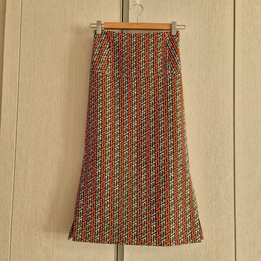 [BUNJANG] System Patterned Long Skirt / 시스템 패턴 스커트