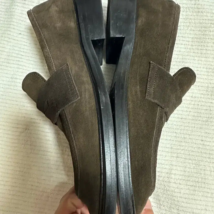 [SOLD OUT] 로맨틱무브 리얼브라운 스웨이드 로퍼