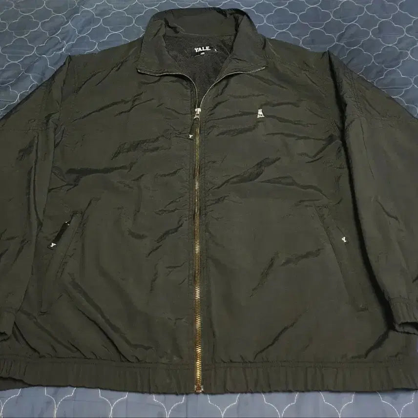 [BUNJANG] Yale Oversized Nylon Windbreaker Jacket (Black, L) / 예일 오버핏 나일론100% 안감매쉬 바람막이 자켓 블랙 (L)