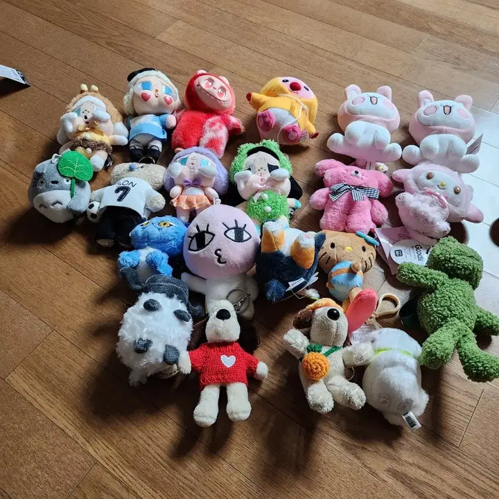 [BUNJANG] Character Plush Keyring Bundle / 캐릭터 인형 키링 모음.zip