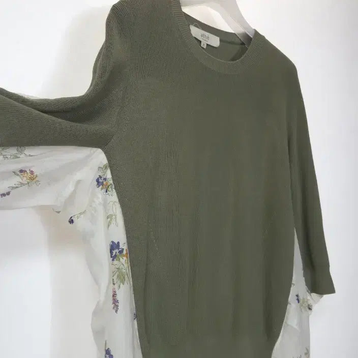 [BUNJANG] Atte Vanessa Bruno Silk Blended Floral Knit Blouse / 아떼 바네사브루노 실크 블랜딩 플라워 니트 블라우스 F사이즈