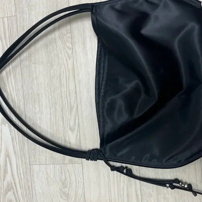 [BUNJANG] Archivepke Wave Bag Black Shoulder Bag / [아카이브앱크] 웨이브백 블랙 숄더백