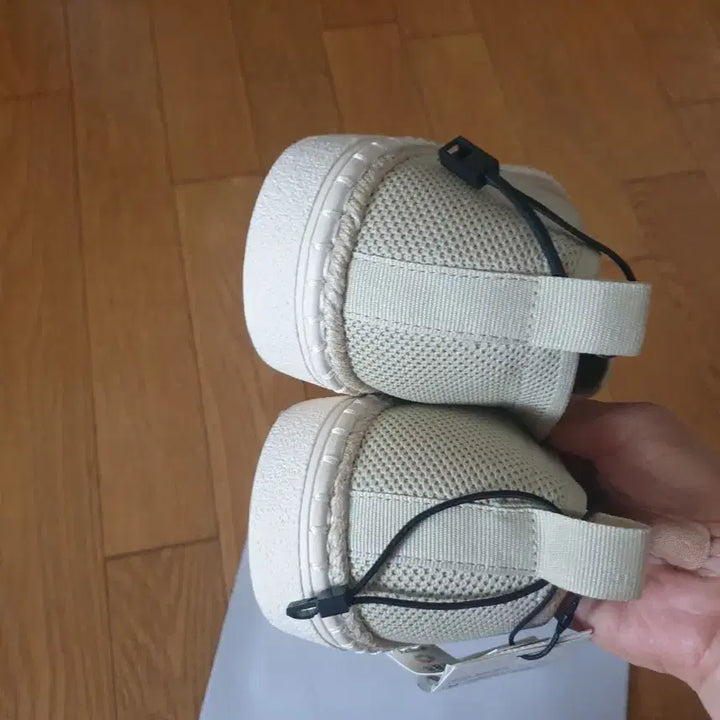 [SOLD OUT] ZARA 니트 슬립온 베이지 41(265) 새상품