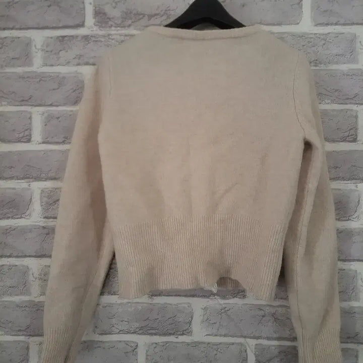 [BUNJANG] Lace-Trimmed Light Beige Crop Cardigan / 레이스배색 연베이지 크롭가디건/알뜰한여우