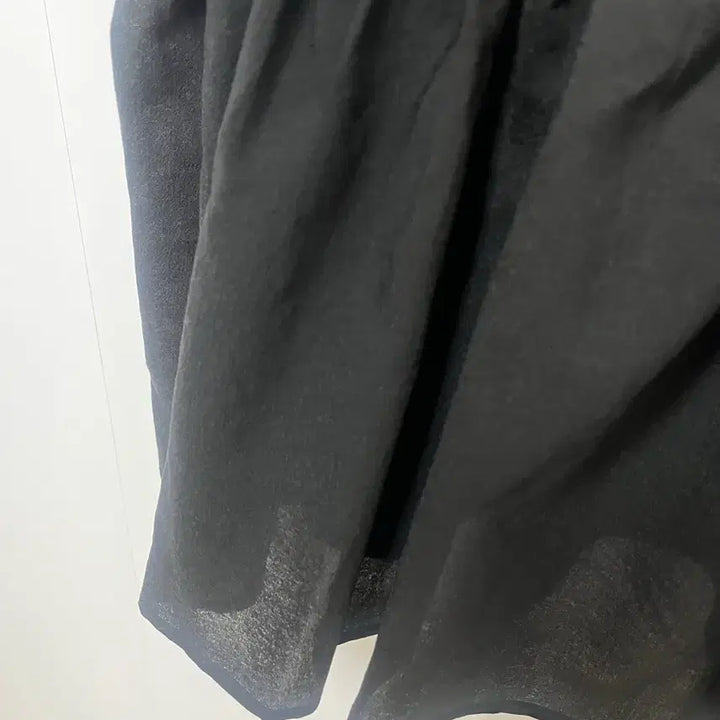 [BUNJANG] Our Cosmos Black Blouse / 아워코모스 블라우스