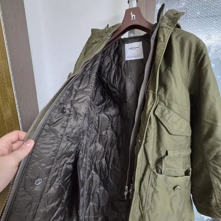 [BUNJANG] Espionage Jang Jin-ho Parka Olive (Size L) / 에스피오나지 장진호파카 올리브색상(L사이즈) 내피탈부착가능