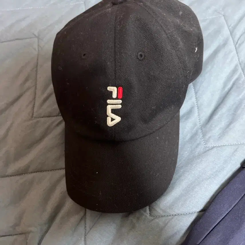 [BUNJANG] Fila Black Ball Cap Hat / 휠라 블랙 볼캡 모자