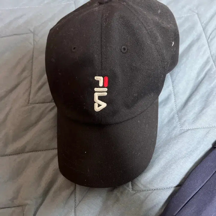 [BUNJANG] Fila Black Ball Cap Hat / 휠라 블랙 볼캡 모자