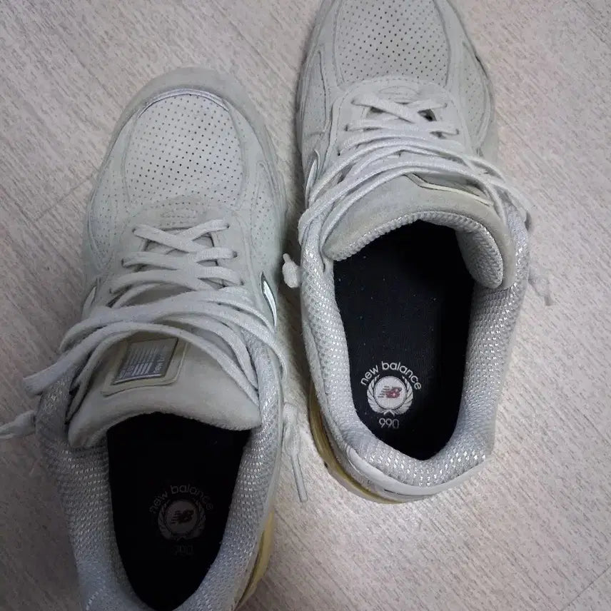 [BUNJANG] 뉴발란스 990 V4 아크틱폭스 255 / 뉴발란스 990 V4 아크틱폭스 255