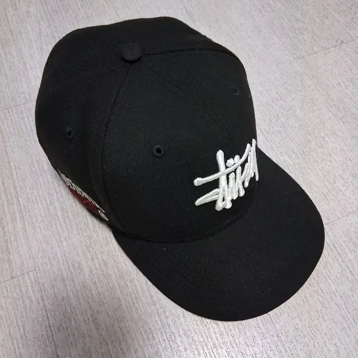 [SOLD OUT] 스투시  뉴에라 볼캡 모자