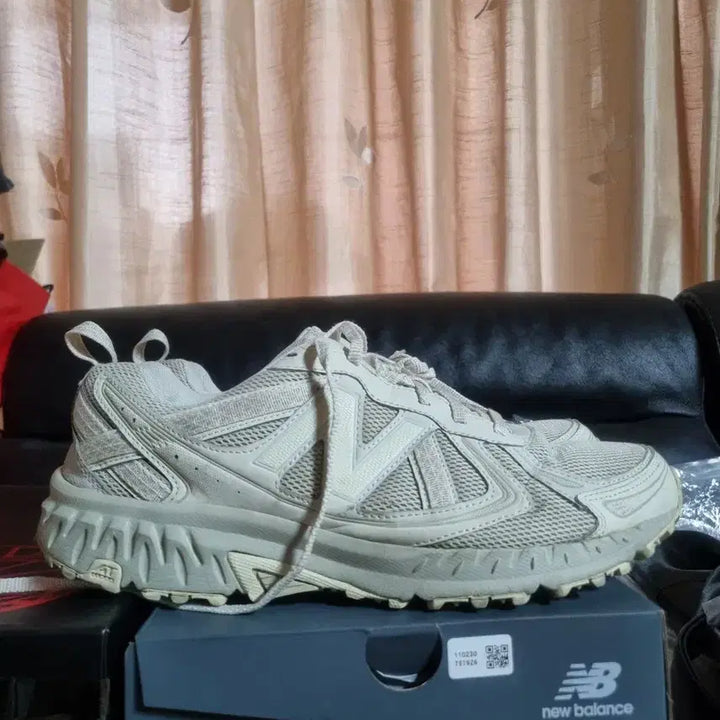 [BUNJANG] New Balance 410v5 Trail Beige 2E 280 / 뉴발란스 410v5 트레일 베이지 2E 280