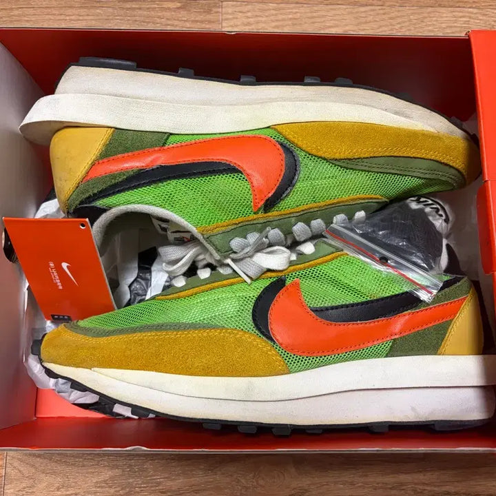 [BUNJANG] Nike x Sacai LD Waffle Green Sneakers / 270)나이키x사카이 LD와플 그린 스니커즈