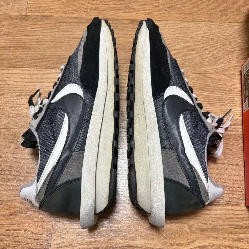 [BUNJANG] Nike x Sacai LDWaffle "Black White" Sneakers / 295)나이키x사카이 LD와플 검흰 스니커즈