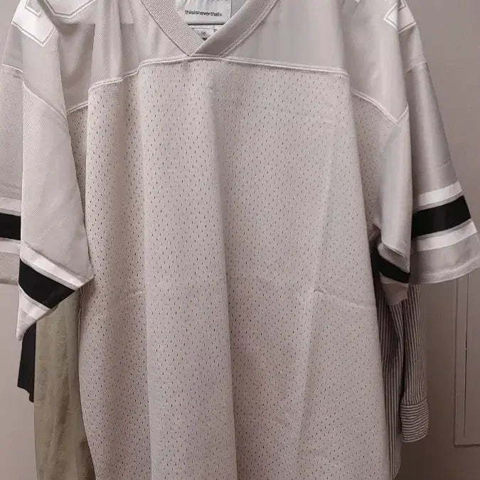[BUNJANG] thisisneverthat Mesh Football T-shirt Grey M / 디스이즈네버댓 메쉬 풋볼 티셔츠 그레이 M