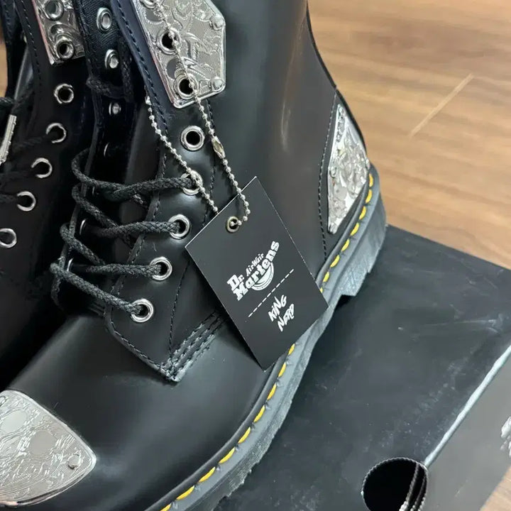 [BUNJANG] Dr. Martens 1461 X King Nerd Shoes / 닥터마틴 1461 X KING NERD 킹 너드 270