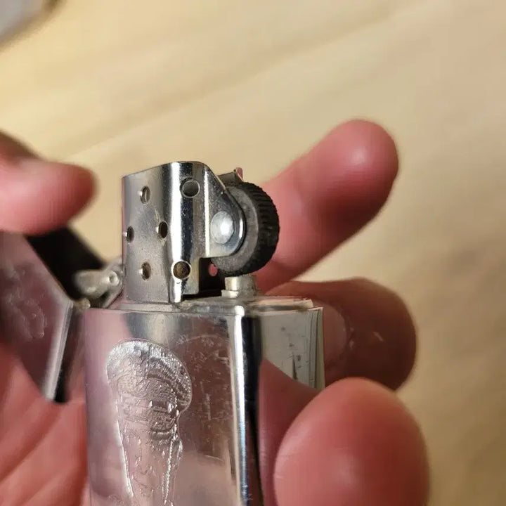 [BUNJANG] ZIPPO Eisenhower 5-Star General President Commemorative Lighter (1953-1961) / ZIPPO 아이젠하워 라이터 1953-1961(수집용).