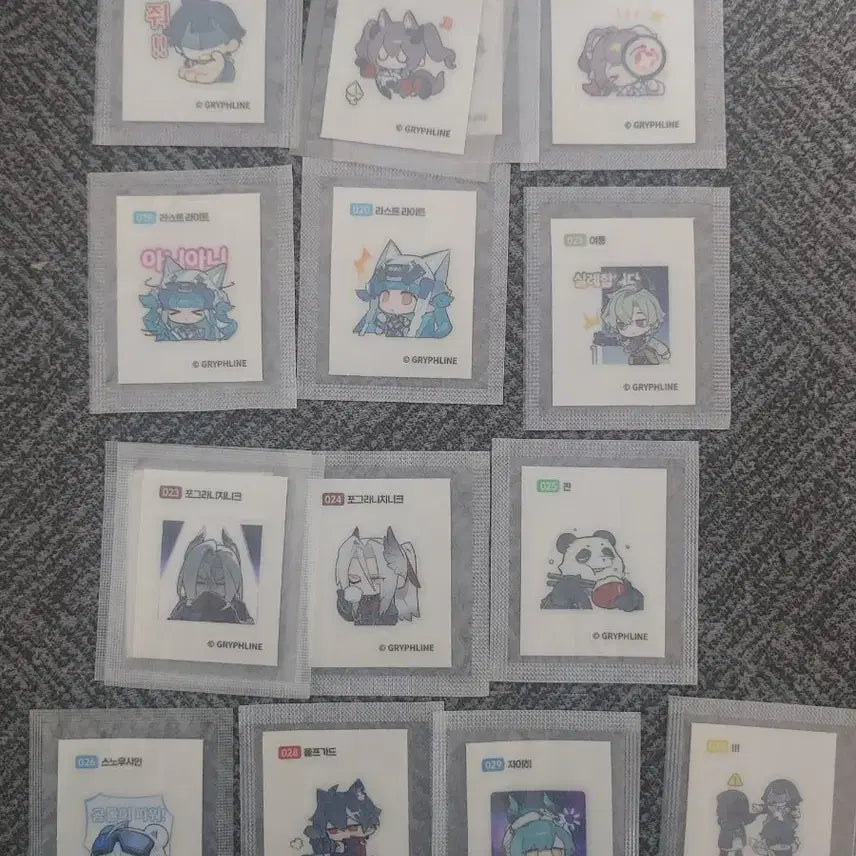 [BUNJANG] Arknights ENDFIELD GS25 Photocard &amp; Ttibuseel / 5월13일 버전 엔드필드 포토카드, 띠부씰 팝니다. 명일방주 gs25