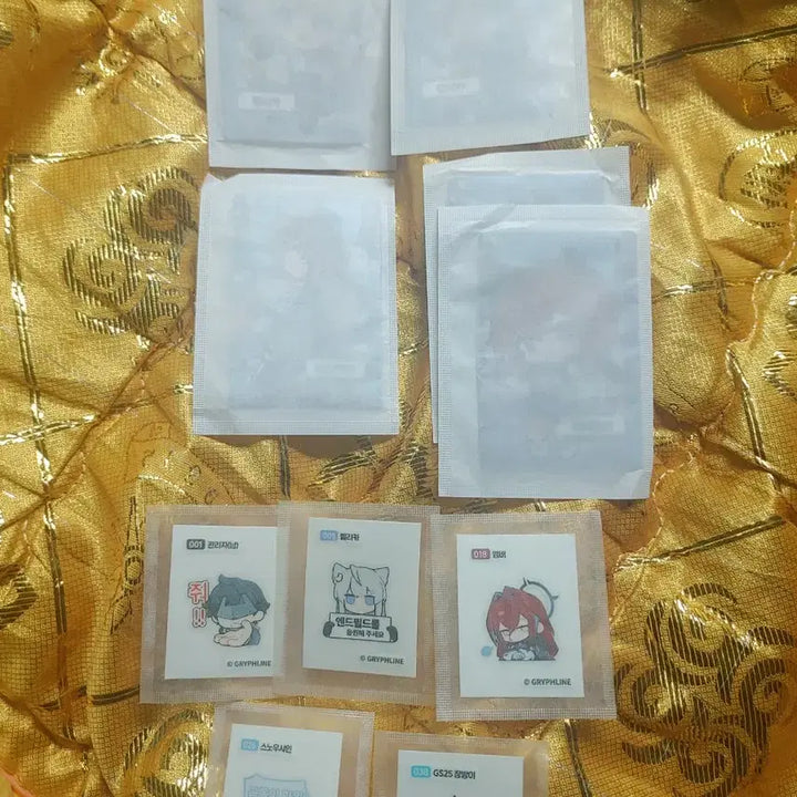[BUNJANG] Arknights ENDFIELD GS25 Photocard &amp; Ttibuseel / 5월13일 버전 엔드필드 포토카드, 띠부씰 팝니다. 명일방주 gs25