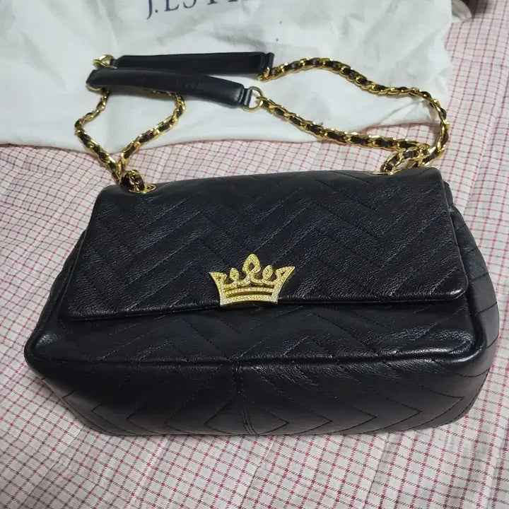 [BUNJANG] J.ESTINA Black Quilting Chain Bag / 제이에스티나 블랙 퀼팅 체인백