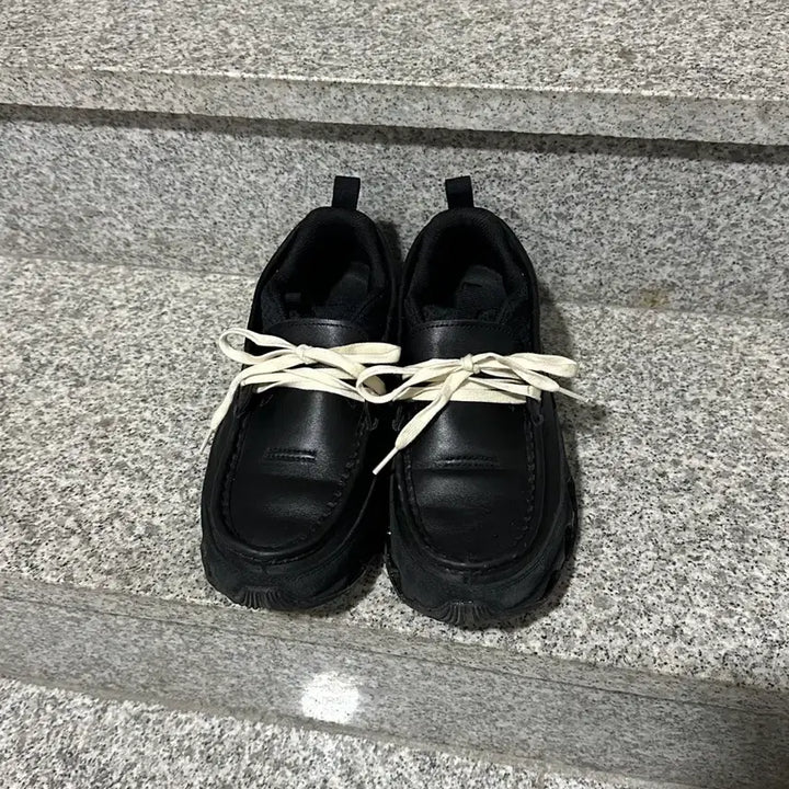 [BUNJANG] Mizuno Wave Prophecy Moc Sneakers / 미즈노 웨이브 프로페시 moc 255