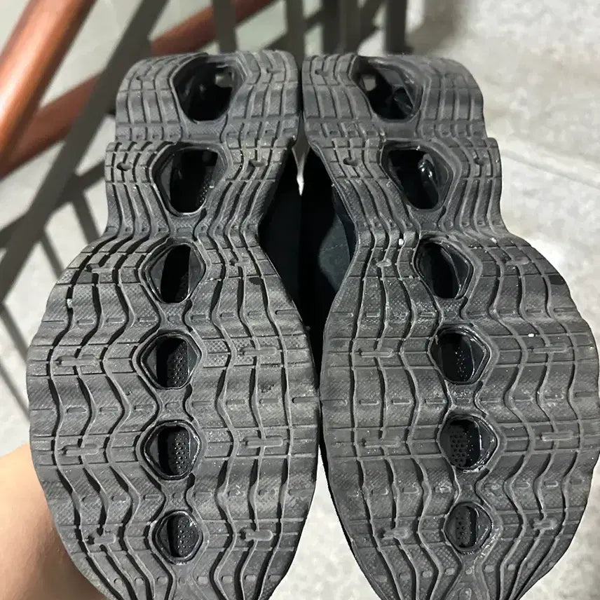 [BUNJANG] Mizuno Wave Prophecy Moc Sneakers / 미즈노 웨이브 프로페시 moc 255