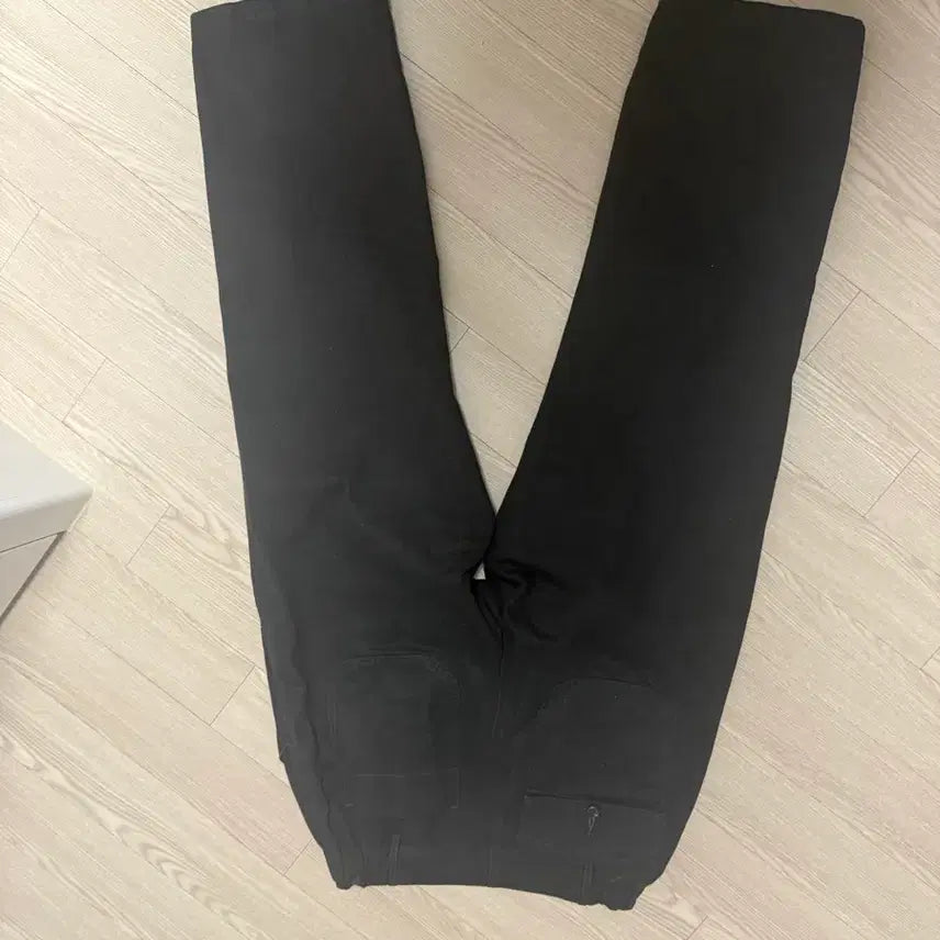 [SOLD OUT] 러프사이드 퍼티그 팬츠 블랙 2사이즈