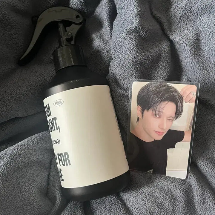 [SOLD OUT] 에이티즈 8room 우영 룸스프레이 포카