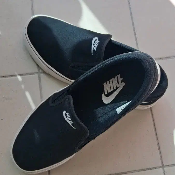 [BUNJANG] Nike Slip-on Black (265mm) / 나이키 슬립온 블랙  265