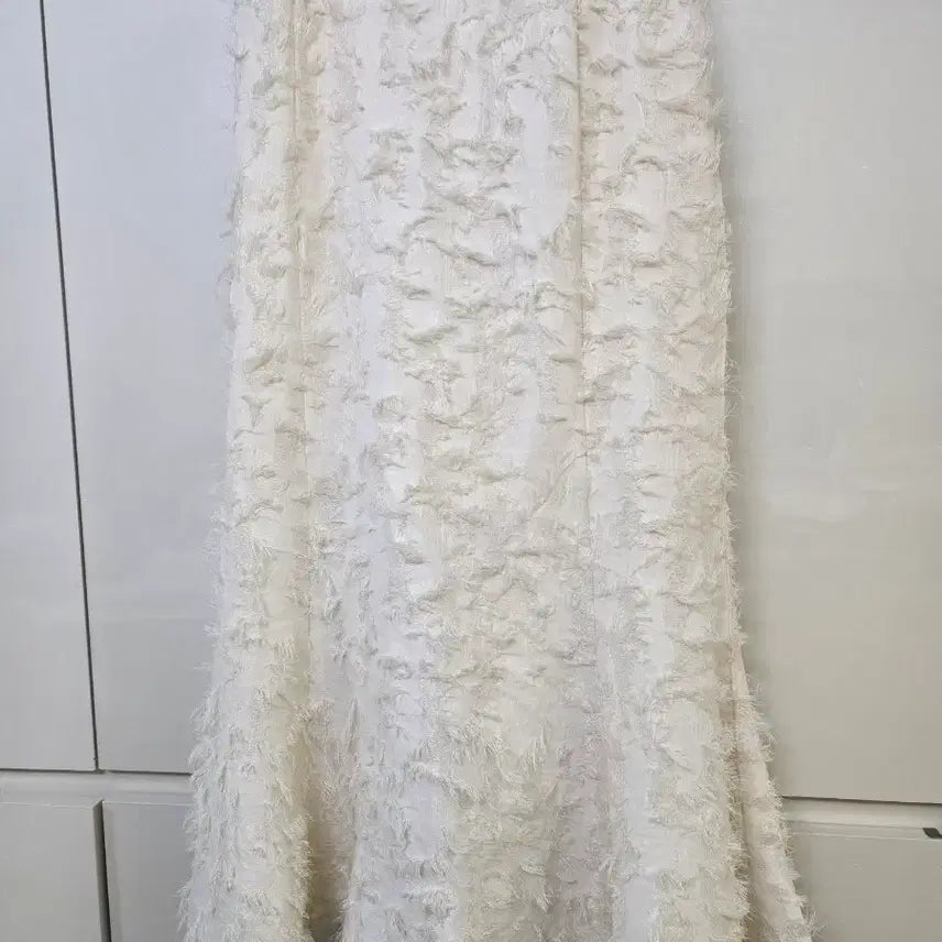 [BUNJANG] White Textured Long Skirt / 화이트 텍스쳐 롱 스커트
