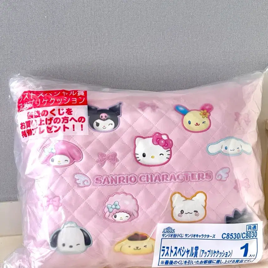 [SOLD OUT] 산리오 캐릭터즈 아타리쿠지 라스트원 쿠션 판매해용