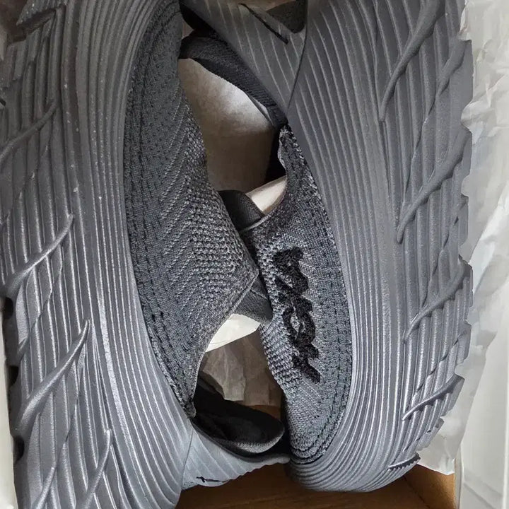 [BUNJANG] Hoka Restore TC Black Running Shoes / 호카 리스토어 TC블랙 240