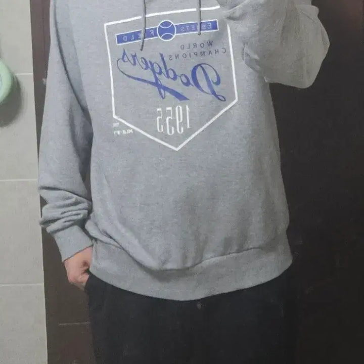 [BUNJANG] MLB Los Angeles Dodgers Hoodie Size 100 / mlb 후드 100사이즈 la다저스