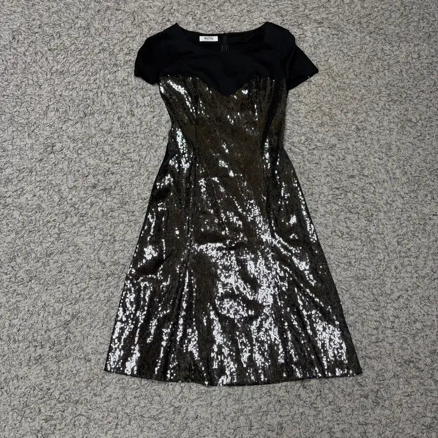 [BUNJANG] Moschino Sequin Black Dress / MOSCHINO 스팽글 블랙 원피스