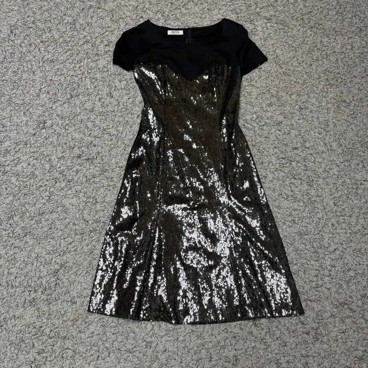 [BUNJANG] Moschino Sequin Black Dress / MOSCHINO 스팽글 블랙 원피스