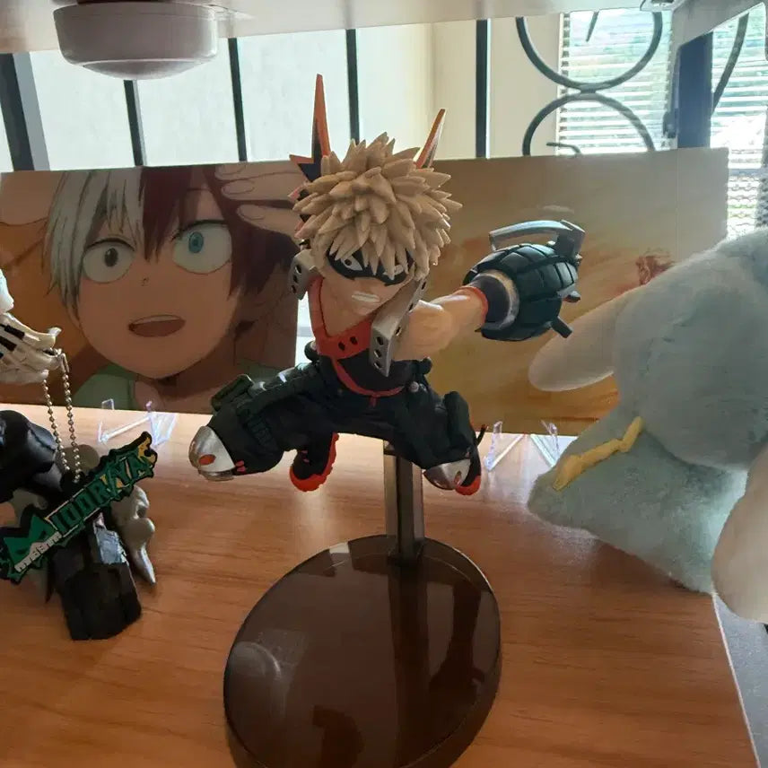 [BUNJANG] My Hero Academia Bakugo Figure / 나히아 히로아카 바쿠고 피규어