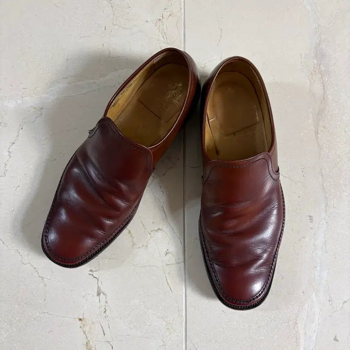 [BUNJANG] Crockett &amp; Jones READING 2 Leather Slip-on Shoes / 크로켓 앤 존스 레더 슬립온 슈즈