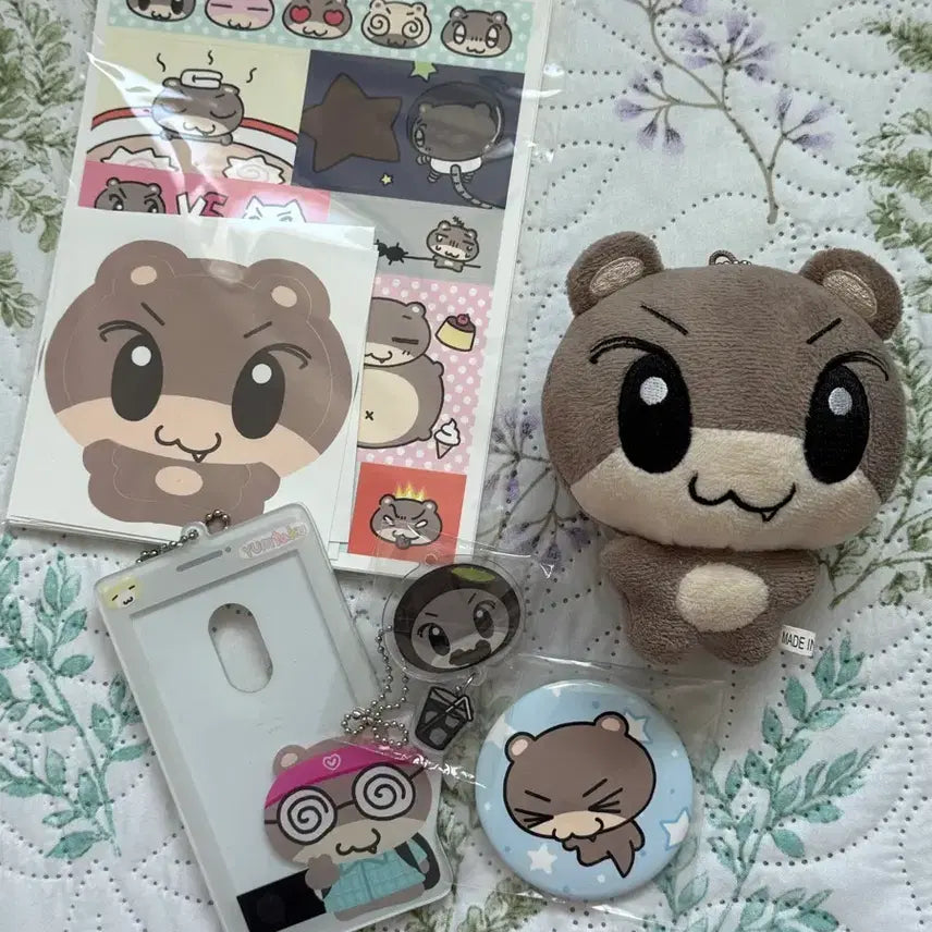 [BUNJANG] Yumdari Doll, Birthday Cafe Keyring, Acrylic Holder Bundle Set / 앤팀 유마 윰달이 인형, 생카 키링, 아크릴 홀더 양도