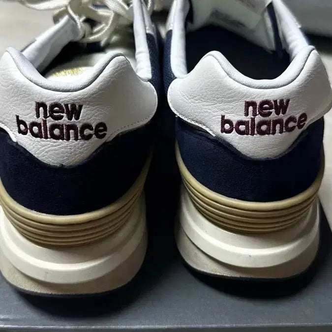 [SOLD OUT] 뉴발란스 574 레거시 네이비