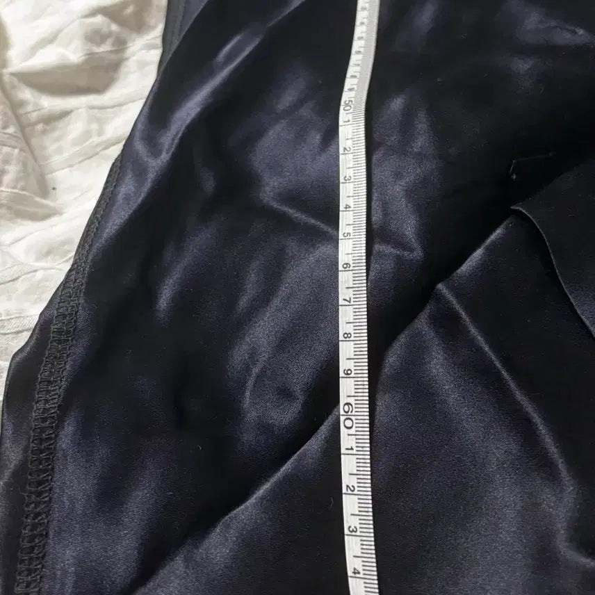 [BUNJANG] H&amp;M Silk Blend Black Jumpsuit / H&amp;M 실크 블렌드 블랙 점프슈트