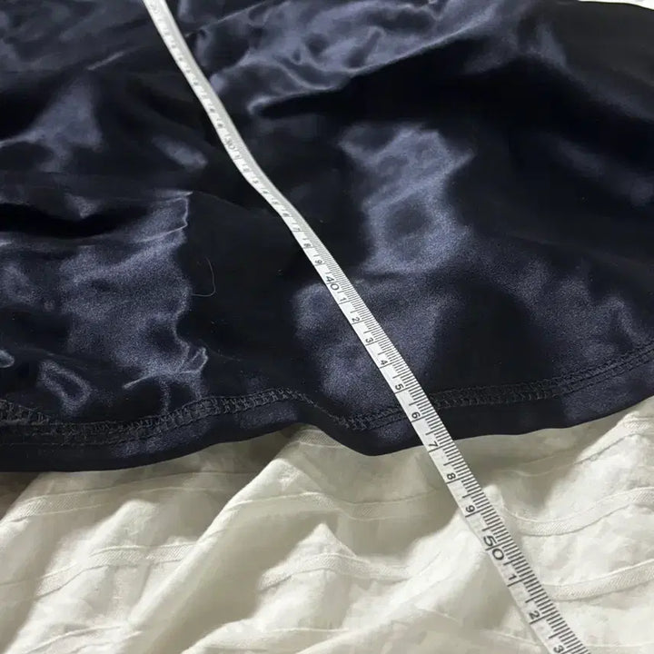 [BUNJANG] H&amp;M Silk Blend Black Jumpsuit / H&amp;M 실크 블렌드 블랙 점프슈트