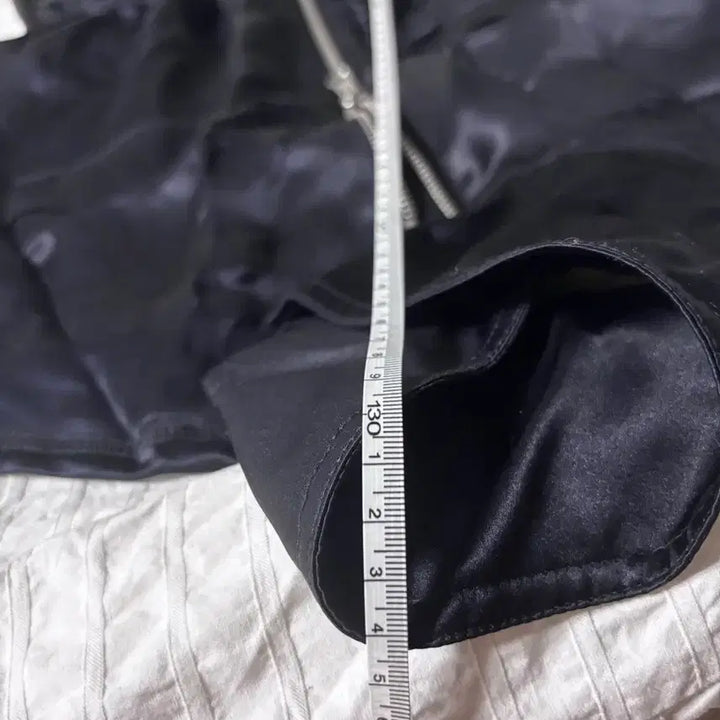 [BUNJANG] H&amp;M Silk Blend Black Jumpsuit / H&amp;M 실크 블렌드 블랙 점프슈트