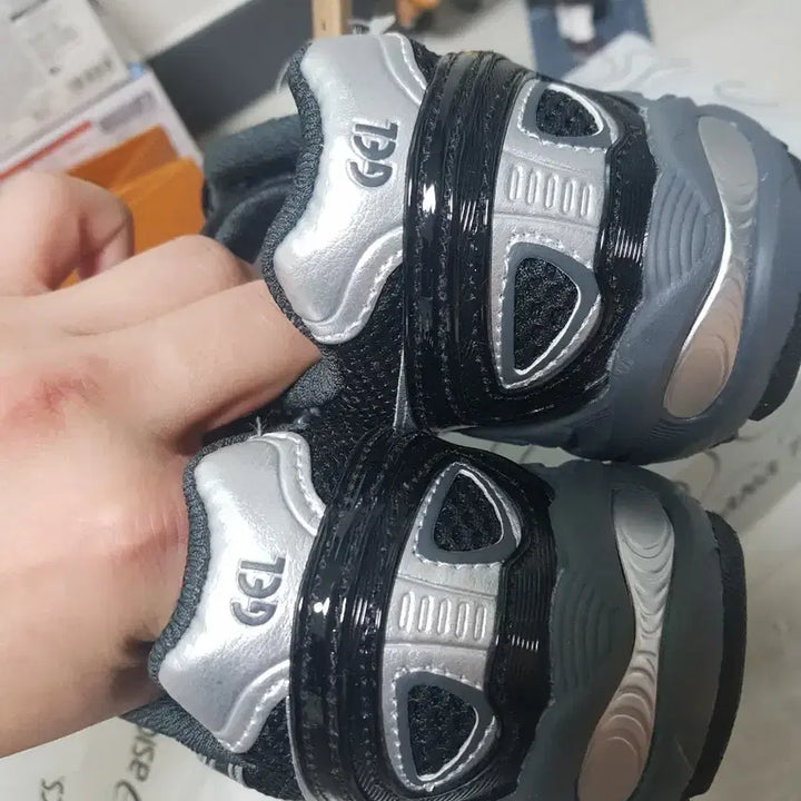 [BUNJANG] Asics Gel-Kahana Trail Running Shoes Black/Silver / (새상품)아식스 젤카하나 트레일 러닝화 블랙/실버 새상품