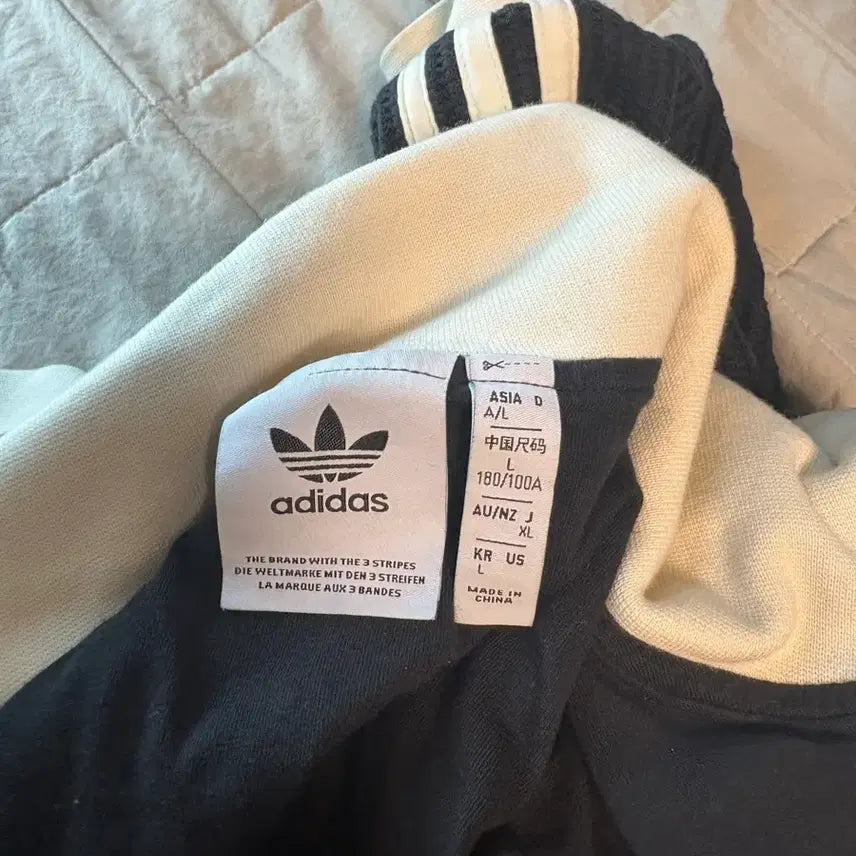 [SOLD OUT] 아디다스 와플져지 블랙 L