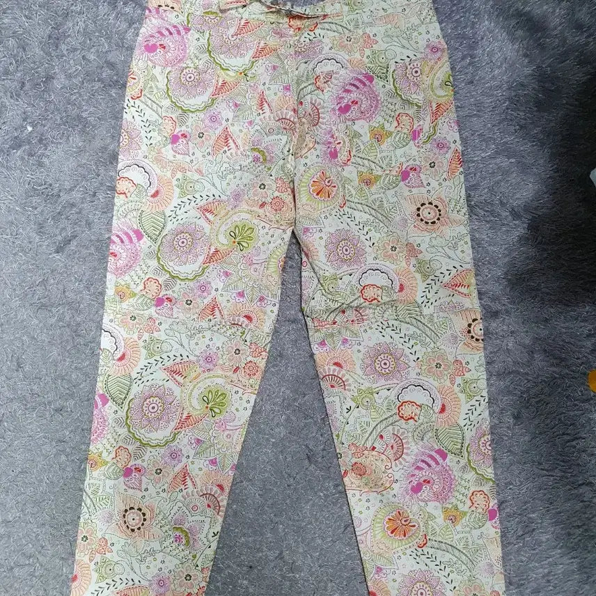 [BUNJANG] Oilily Floral Pattern Pants / 오일릴리 바지 플라워 패턴 팬츠 m