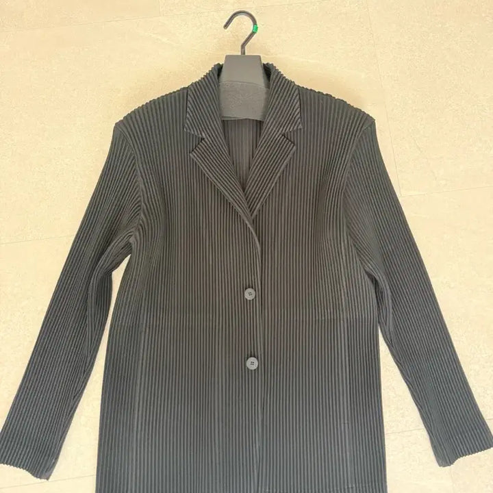 [SOLD OUT] 옴므플리세 오버사이즈 자켓 4사이즈