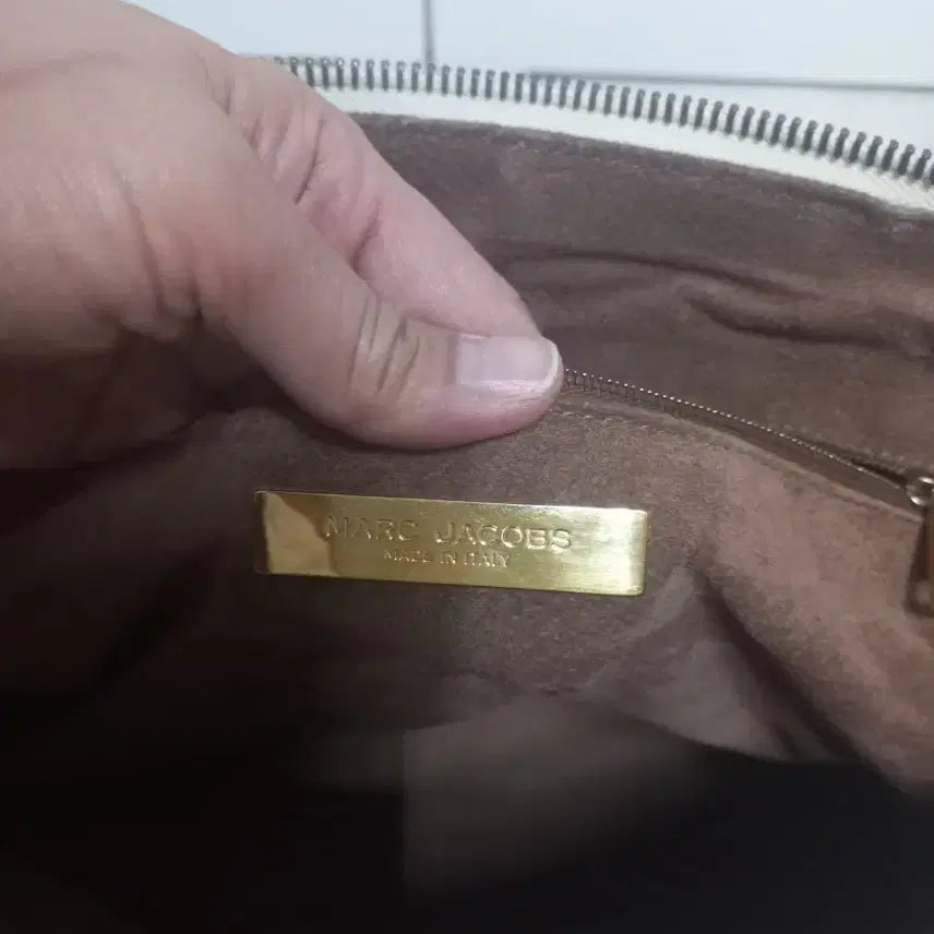 [BUNJANG] Marc Jacobs Venezia Tote Bag - Ivory / 마크제이콥스 베네치아. 토트백.아이보리